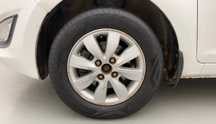 2012 Hyundai i20 SPORTZ 1.4 CRDI, Diesel, Manual, 1,32,781 km, Left Front Wheel