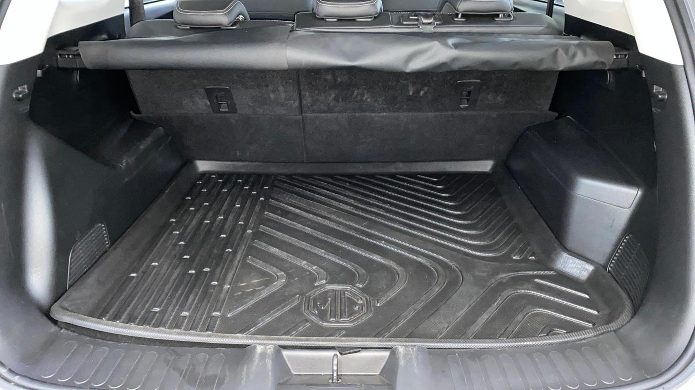 2020 MG HECTOR SHARP 1.5 DCT PETROL, Petrol, Automatic, 77,103 km, Boot Inside