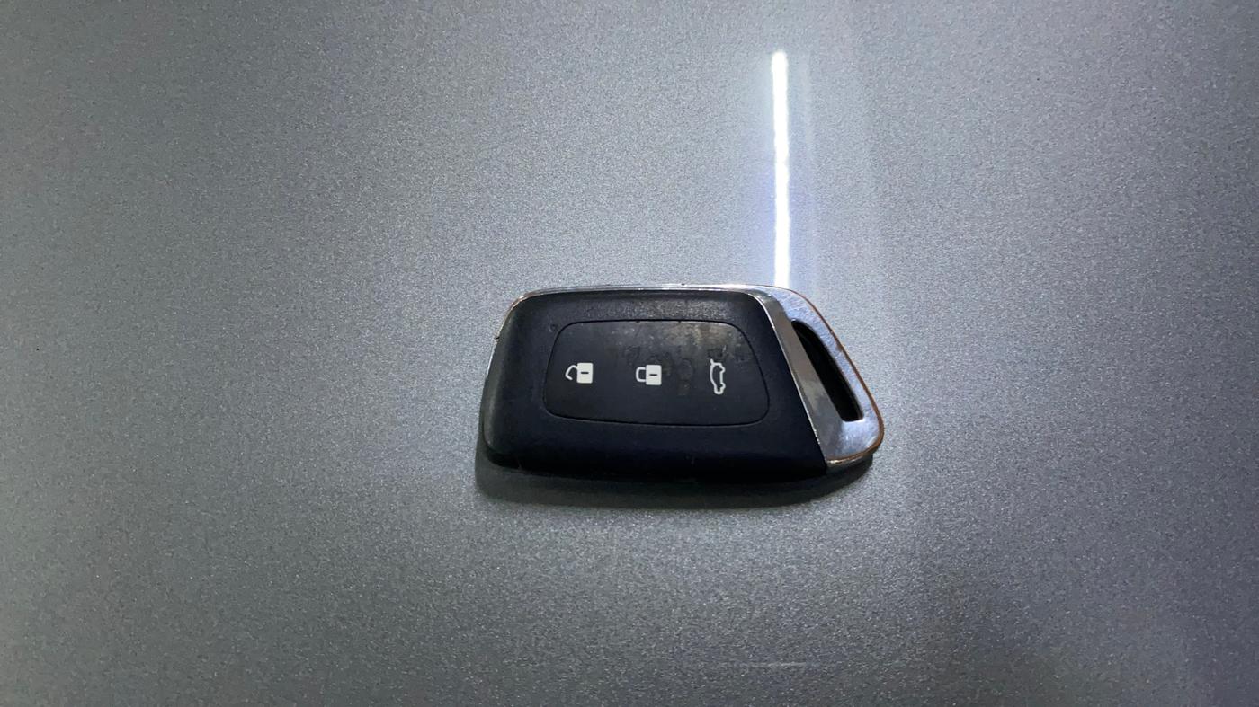 2020 MG HECTOR SHARP 1.5 DCT PETROL, Petrol, Automatic, 77,103 km, Key Close Up