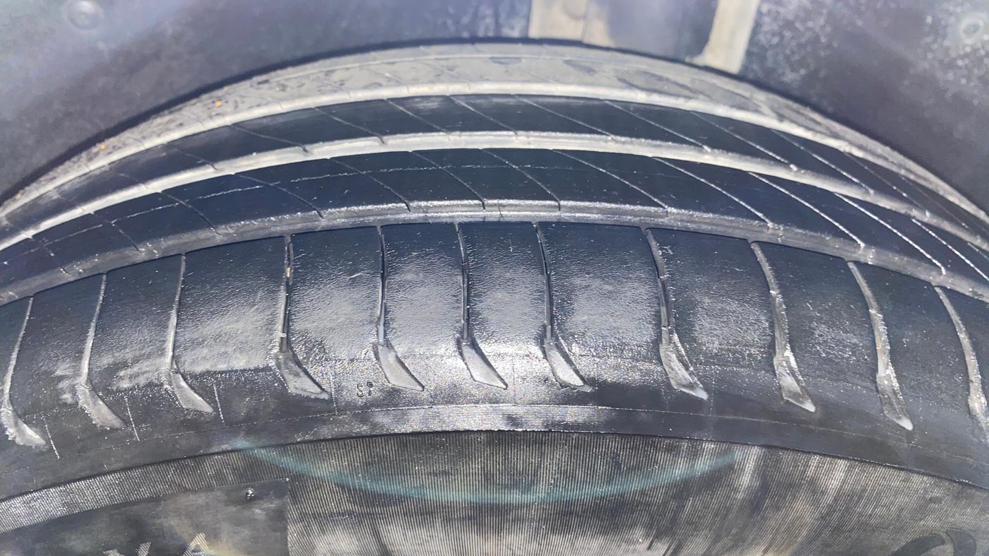 2020 MG HECTOR SHARP 1.5 DCT PETROL, Petrol, Automatic, 77,103 km, Left Rear Tyre Tread