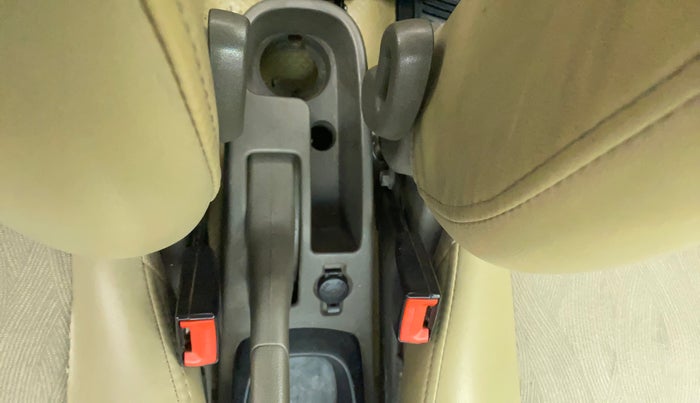 2013 Hyundai i10 MAGNA 1.2, Petrol, Manual, 1,07,827 km, Driver Side Adjustment Panel