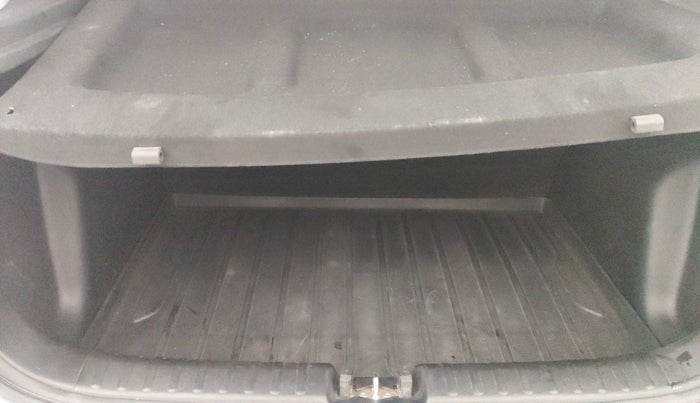 2023 KIA SONET HTK PLUS 1.0 IMT, Petrol, Manual, 38,765 km, Boot Inside