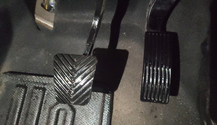 2023 KIA SONET HTK PLUS 1.0 IMT, Petrol, Manual, 38,765 km, Pedals