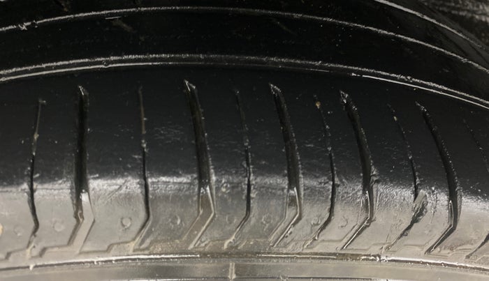 2022 Tata PUNCH ACCOMPLISHED MT, Petrol, Manual, 34,966 km, Right Rear Tyre Tread