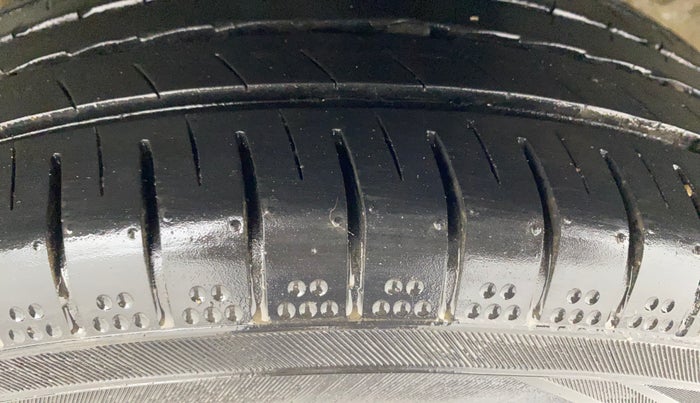 2018 Honda Amaze 1.2L I-VTEC V, Petrol, Manual, 94,753 km, Left Rear Tyre Tread