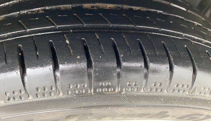 2018 Honda Amaze 1.2L I-VTEC V, Petrol, Manual, 94,753 km, Right Front Tyre Tread