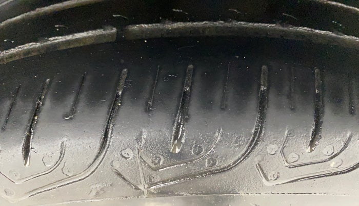 2022 Tata TIGOR XZ PLUS PETROL, Petrol, Manual, 67,809 km, Left Rear Tyre Tread