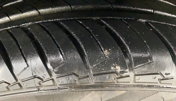 2022 Tata TIGOR XZ PLUS PETROL, Petrol, Manual, 67,809 km, Right Front Tyre Tread