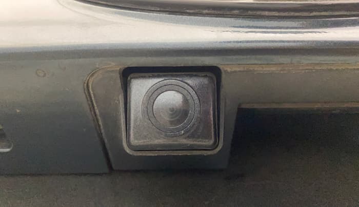 2021 Mahindra XUV300 W8 1.5 DIESEL, Diesel, Manual, 92,815 km, Parking Camera