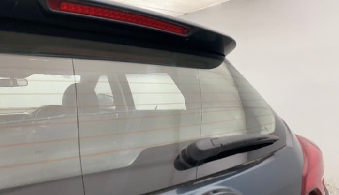 2021 Mahindra XUV300 W8 1.5 DIESEL, Diesel, Manual, 92,815 km, Rear Wiper