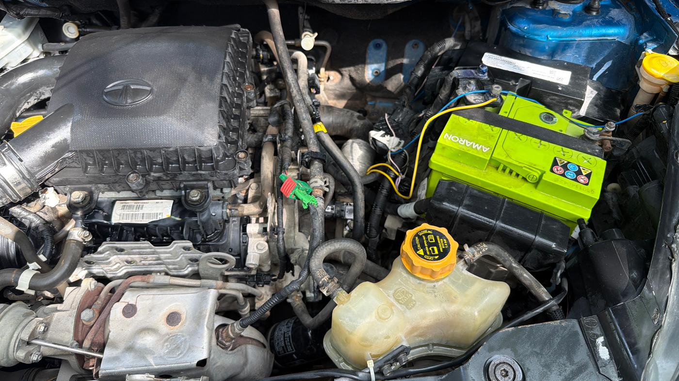 2018 Tata NEXON XM PETROL, Petrol, Manual, 43,767 km, Engine View - Left