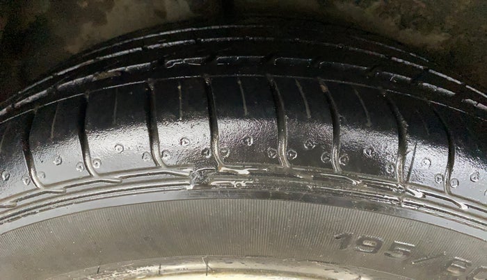 2019 Honda WR-V 1.5L I-DTEC V MT, Diesel, Manual, 77,893 km, Right Rear Tyre Tread