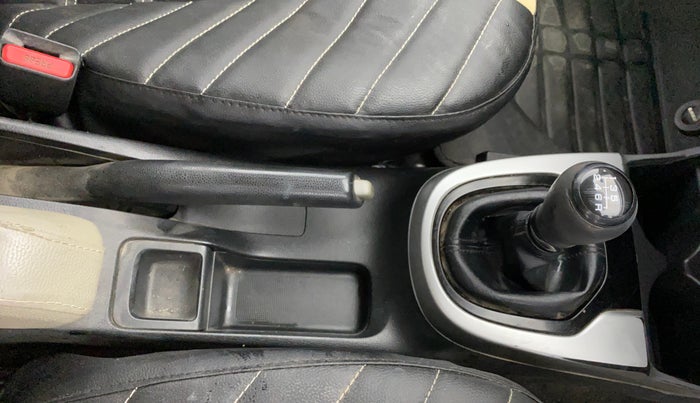 2019 Honda WR-V 1.5L I-DTEC V MT, Diesel, Manual, 77,893 km, Gear Lever