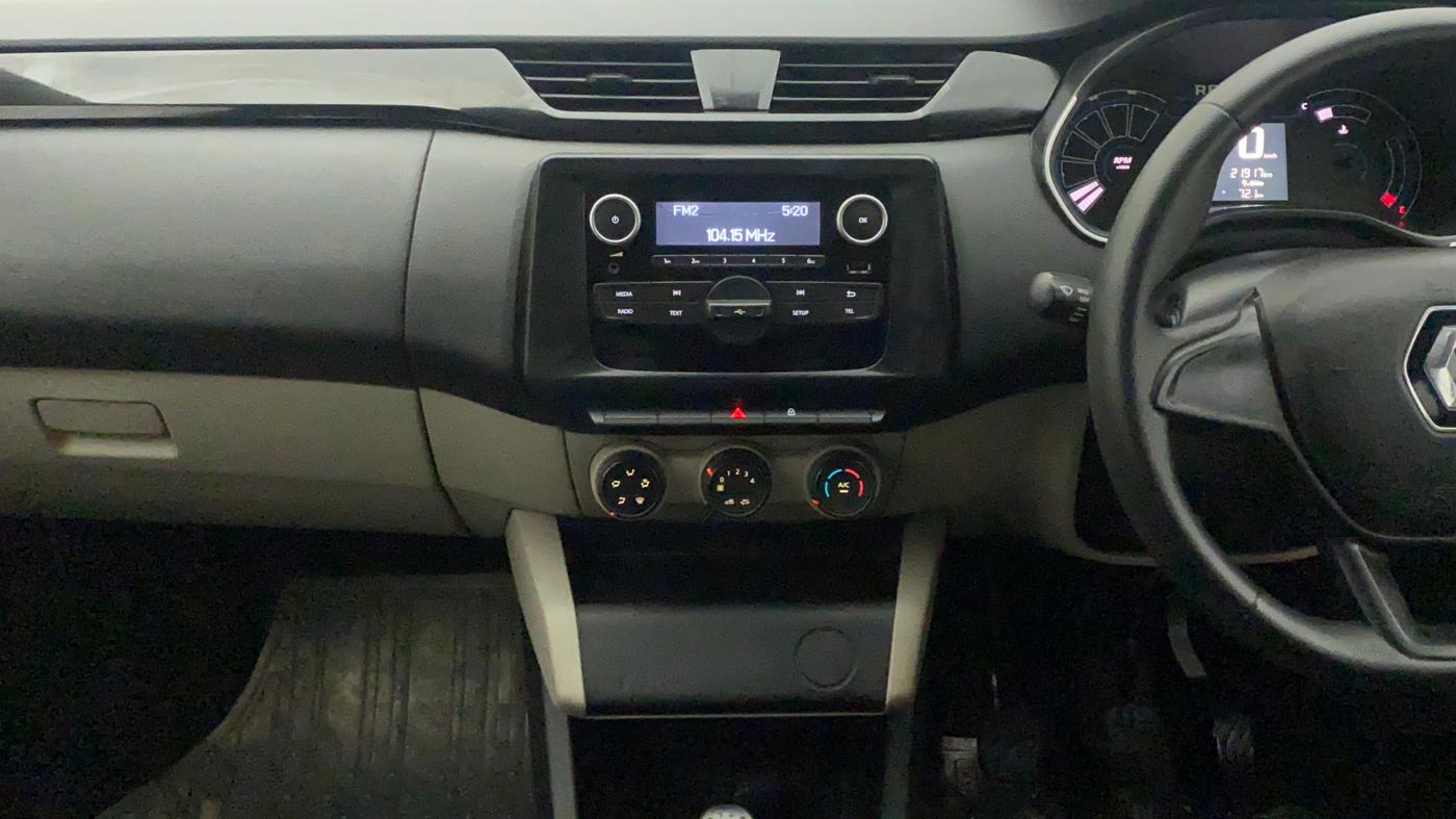 2019 Renault TRIBER RXL MT, Petrol, Manual, 21,917 km, Air Conditioner