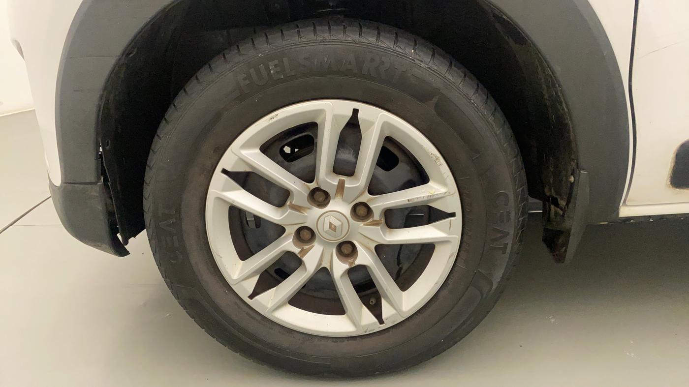 2019 Renault TRIBER RXL MT, Petrol, Manual, 21,917 km, Left Front Wheel
