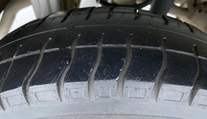 2018 Maruti Alto 800 LXI, Petrol, Manual, 34,808 km, Right Rear Tyre Tread