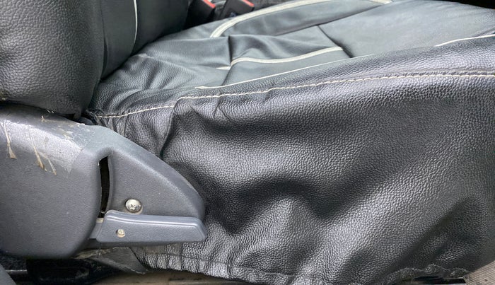 2018 Maruti Alto 800 LXI, Petrol, Manual, 34,808 km, Driver Side Adjustment Panel