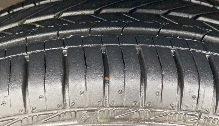 2021 Maruti S PRESSO VXI+, Petrol, Manual, 29,527 km, Left Front Tyre Tread