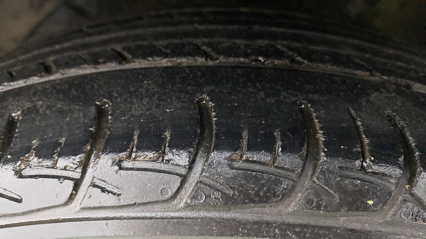 2017 Maruti Baleno DELTA CVT PETROL 1.2, Petrol, Automatic, 48,149 km, Left Front Tyre Tread