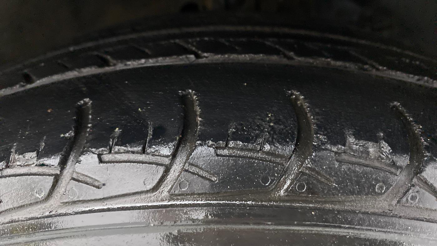 2017 Maruti Baleno DELTA CVT PETROL 1.2, Petrol, Automatic, 48,149 km, Right Front Tyre Tread