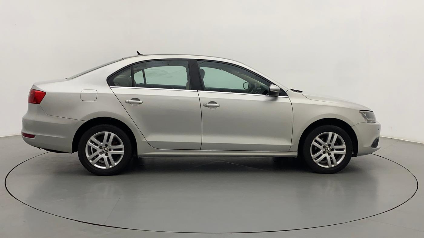2011 Volkswagen Jetta HIGHLINE TDI AT, Diesel, Automatic, 1,08,365 km, Right Side