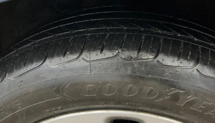 2017 Maruti Baleno ZETA CVT PETROL 1.2, Petrol, Automatic, 96,839 km, Left Front Tyre Tread
