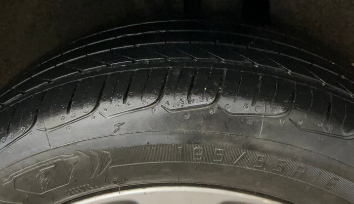 2017 Maruti Baleno ZETA CVT PETROL 1.2, Petrol, Automatic, 96,839 km, Left Rear Tyre Tread