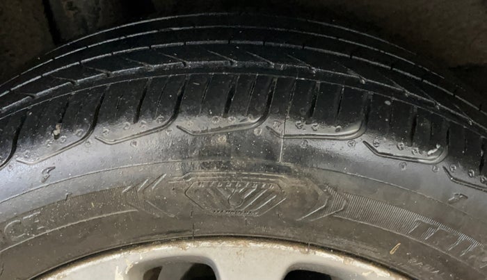 2017 Maruti Baleno ZETA CVT PETROL 1.2, Petrol, Automatic, 96,839 km, Right Rear Tyre Tread