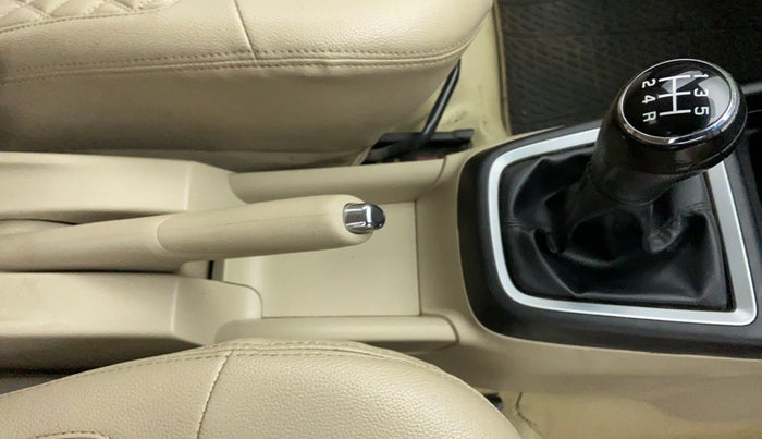 2018 Maruti Dzire VDI, Diesel, Manual, 55,465 km, Gear Lever