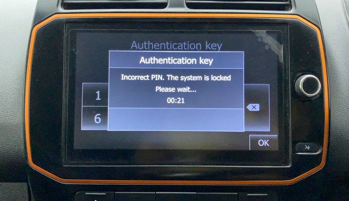 2021 Renault Kwid CLIMBER 1.0 AMT (O), Petrol, Automatic, 27,996 km, Infotainment System