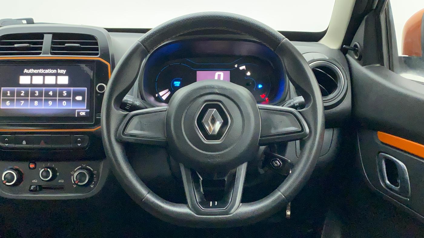 2021 Renault Kwid CLIMBER 1.0 AMT (O), Petrol, Automatic, 27,996 km, Steering Wheel Close Up