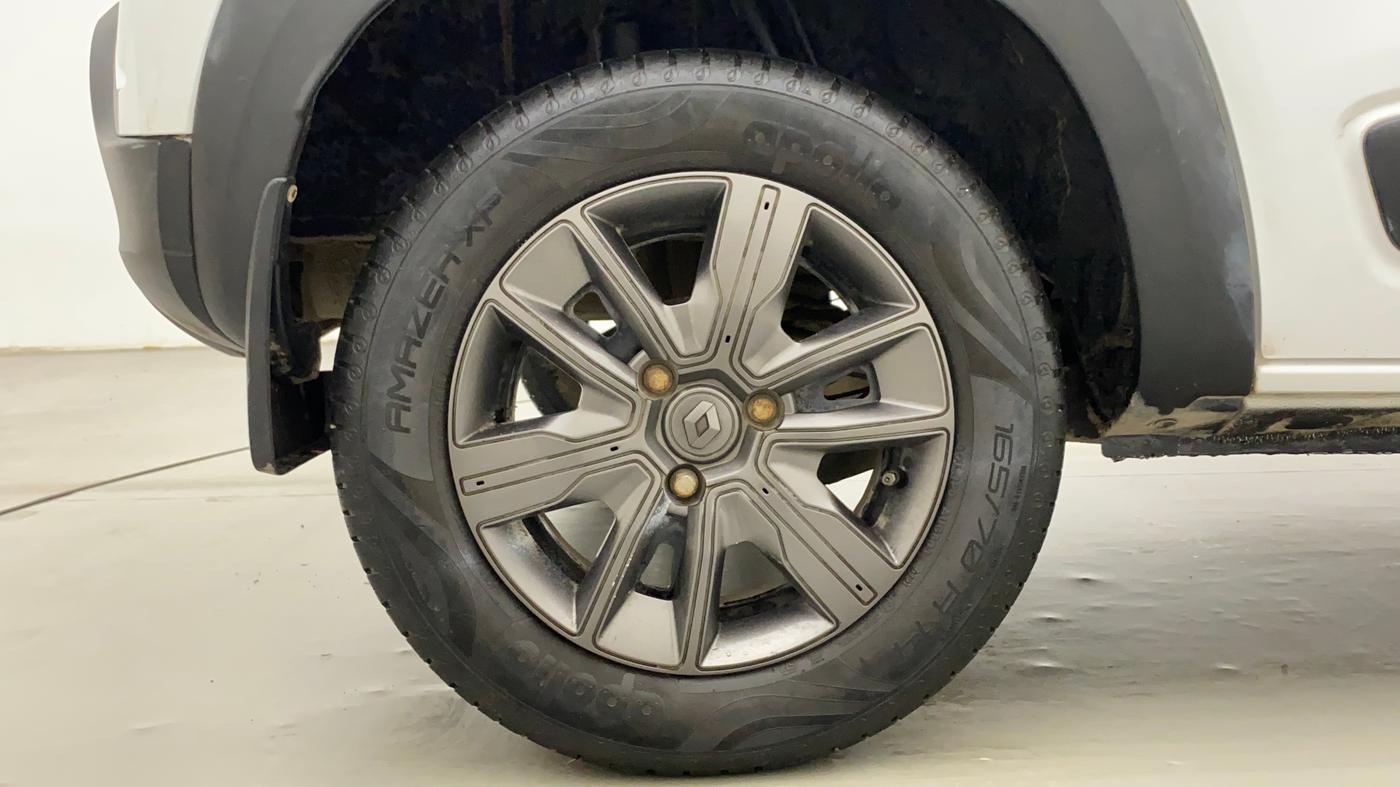 2021 Renault Kwid CLIMBER 1.0 AMT (O), Petrol, Automatic, 27,996 km, Right Rear Wheel