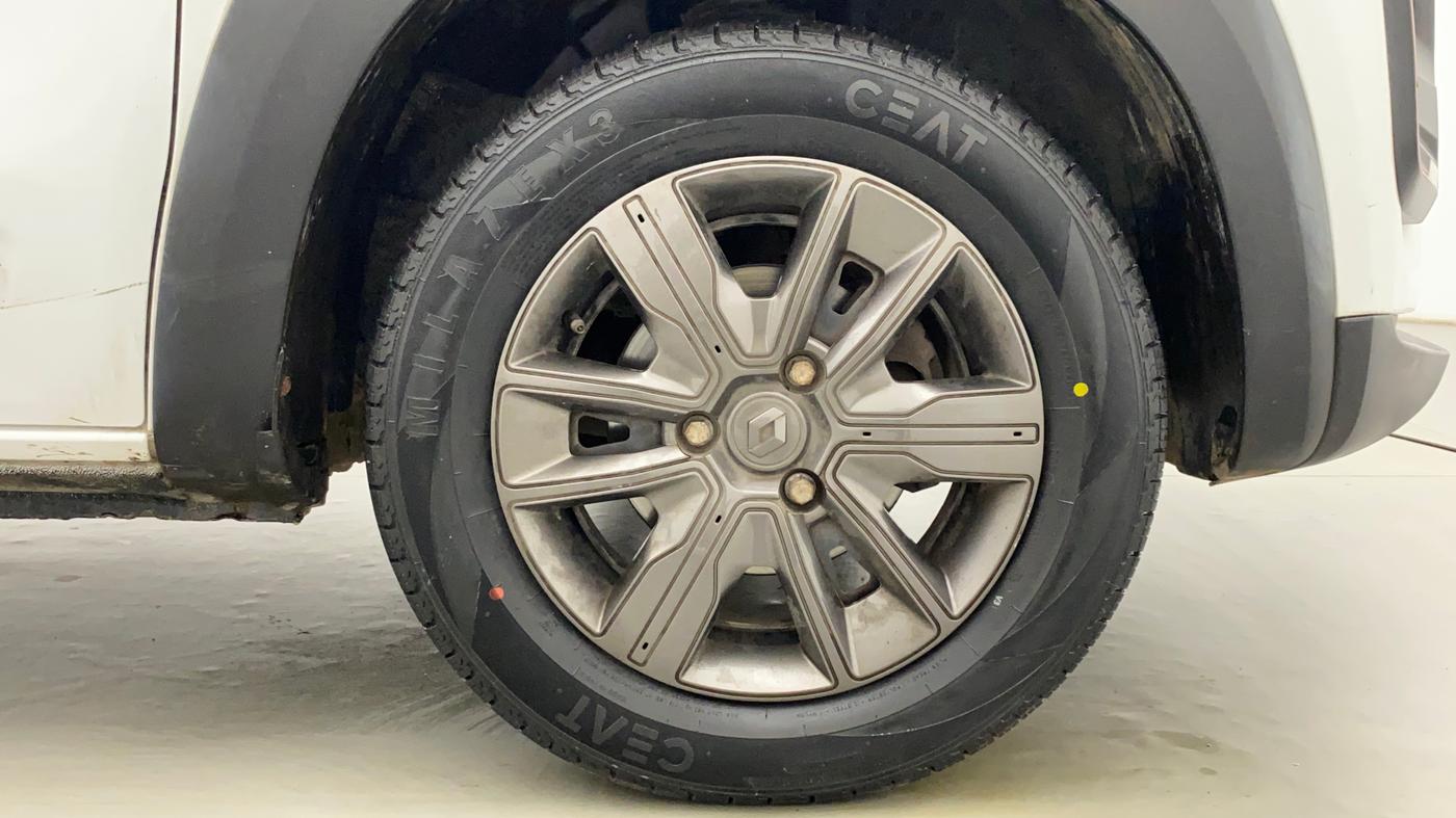 2021 Renault Kwid CLIMBER 1.0 AMT (O), Petrol, Automatic, 27,996 km, Right Front Wheel