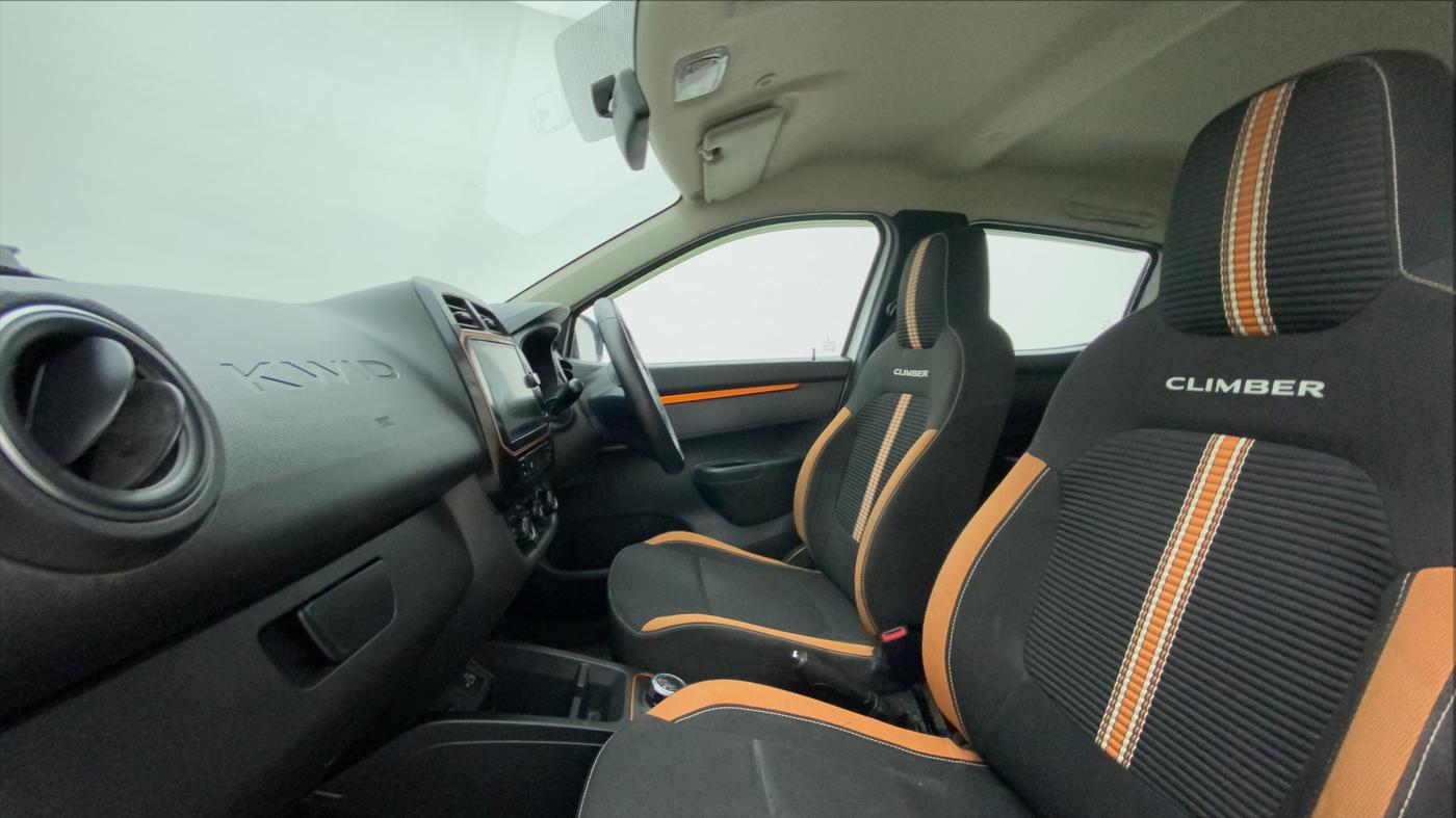 2021 Renault Kwid CLIMBER 1.0 AMT (O), Petrol, Automatic, 27,996 km, Right Side Front Door Cabin