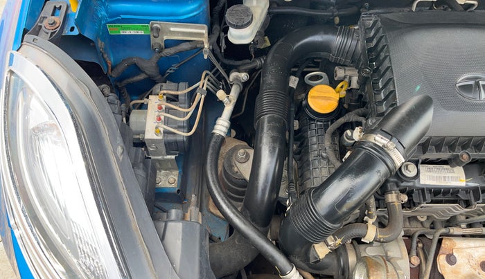 2019 Tata NEXON XM PETROL, Petrol, Manual, 49,129 km, Engine View - Right