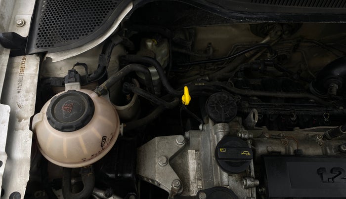 2017 Volkswagen Ameo COMFORTLINE 1.2L, Petrol, Manual, 57,495 km, Engine View - Right