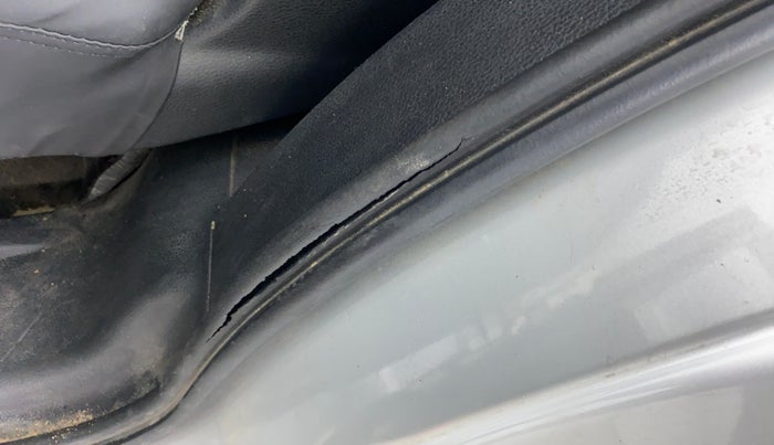 2018 Tata Hexa Varicor 400 XM, Diesel, Manual, 56,381 km, Rear left door - Beading has minor damage