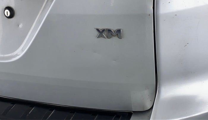 2018 Tata Hexa Varicor 400 XM, Diesel, Manual, 56,381 km, Dicky (Boot door) - Slightly dented
