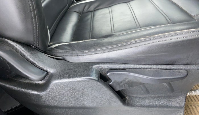 2018 Tata Hexa Varicor 400 XM, Diesel, Manual, 56,381 km, Driver Side Adjustment Panel