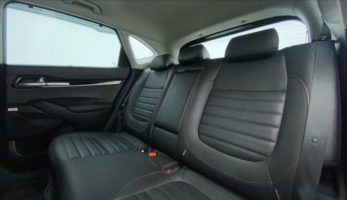 2020 KIA SELTOS 1.5 GTX+ AT, Diesel, Automatic, 67,429 km, Right Side Rear Door Cabin