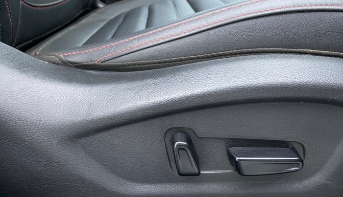 2020 KIA SELTOS 1.5 GTX+ AT, Diesel, Automatic, 67,429 km, Driver Side Adjustment Panel