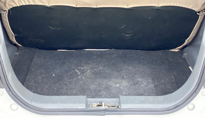 2015 Maruti Alto 800 LXI, Petrol, Manual, 79,473 km, Boot Inside