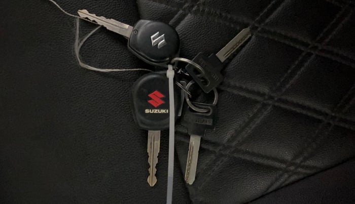 2016 Maruti Wagon R 1.0 VXI AMT, Petrol, Automatic, 75,807 km, Key Close Up
