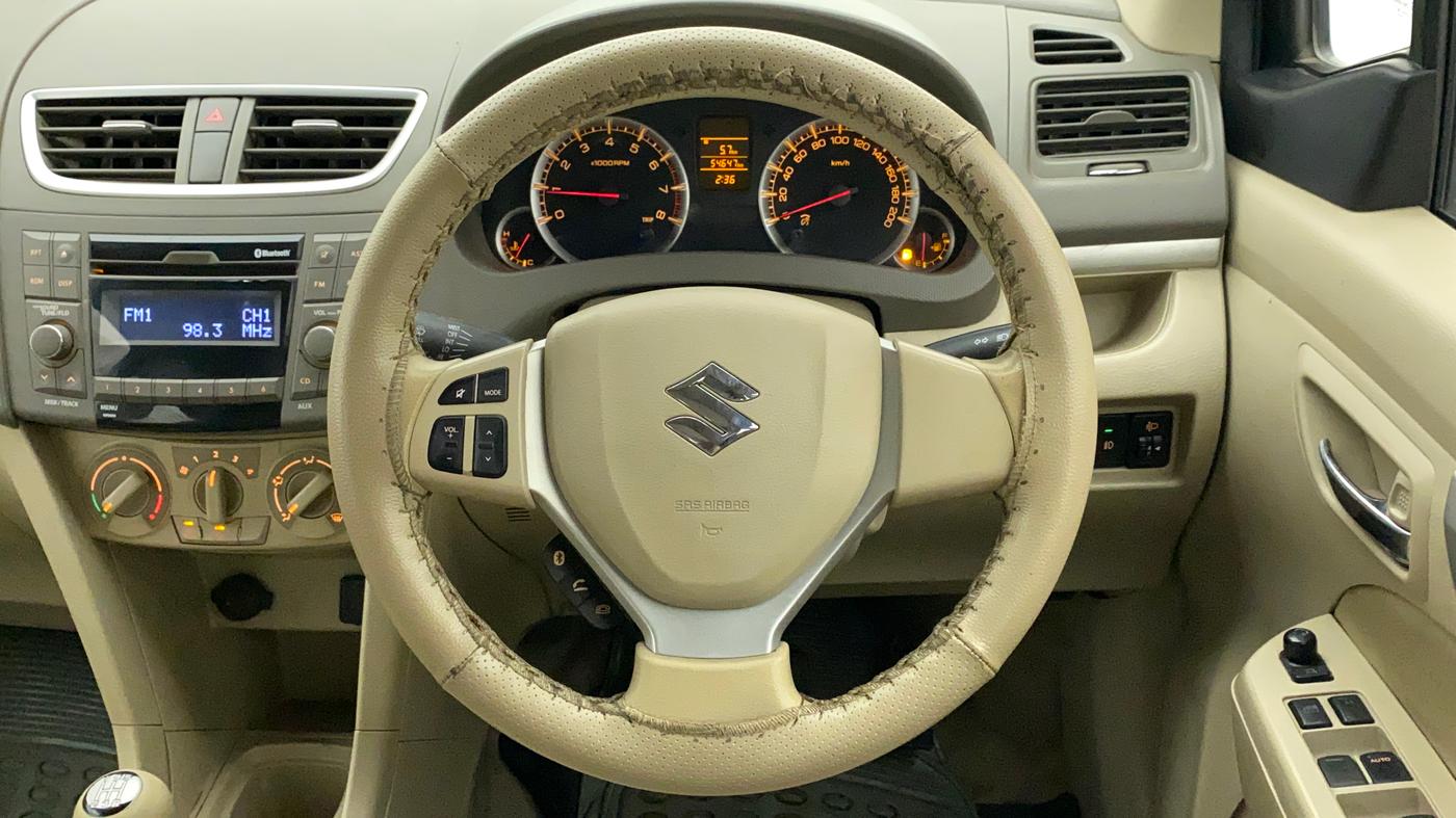 2017 Maruti Ertiga VXI ABS, Petrol, Manual, 76,725 km, Steering Wheel Close Up