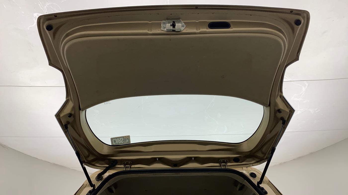 2017 Maruti Ertiga VXI ABS, Petrol, Manual, 76,725 km, Boot Door Open