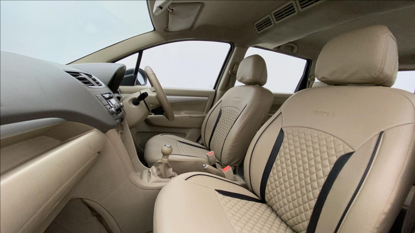 2017 Maruti Ertiga VXI ABS, Petrol, Manual, 76,725 km, Right Side Front Door Cabin