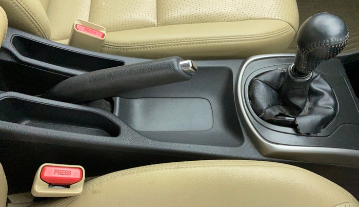 2015 Honda City VX MT PETROL, Petrol, Manual, 72,170 km, Gear Lever