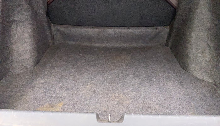 2015 Honda City VX MT PETROL, Petrol, Manual, 72,170 km, Boot Inside