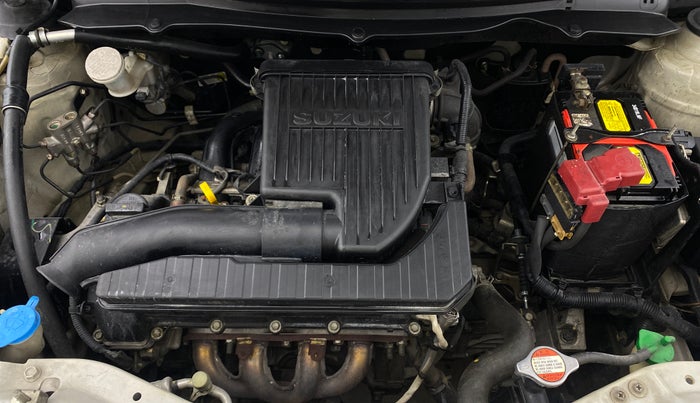 2016 Maruti Swift VXI, Petrol, Manual, 62,915 km, Engine View
