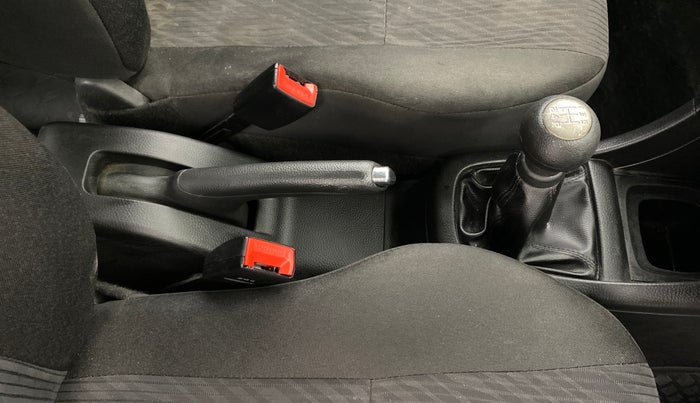 2016 Maruti Swift VXI, Petrol, Manual, 62,915 km, Gear Lever